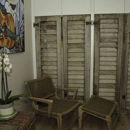 Oda ve Kahvaltı Escapades Lointaines Perpignan