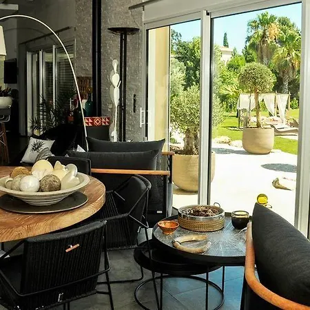 Frühstückspension Escapades Lointaines *