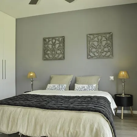 Bed & Breakfast Escapades Lointaines Perpignan