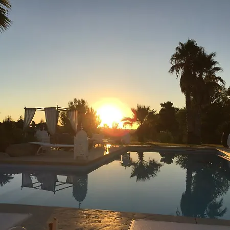 Frühstückspension Escapades Lointaines *