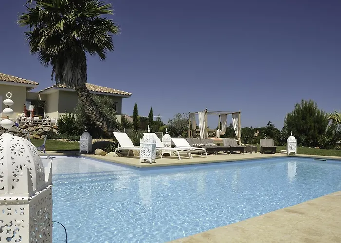 Escapades Lointaines Bed & Breakfast