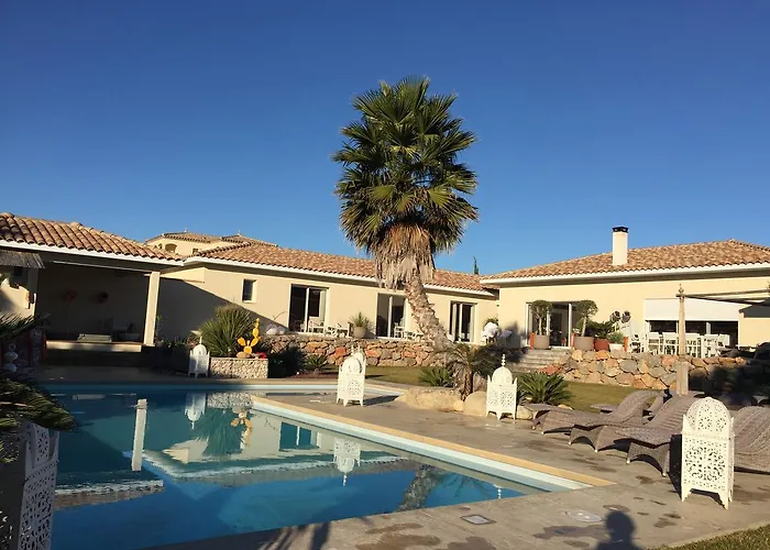 Escapades Lointaines Bed & Breakfast *